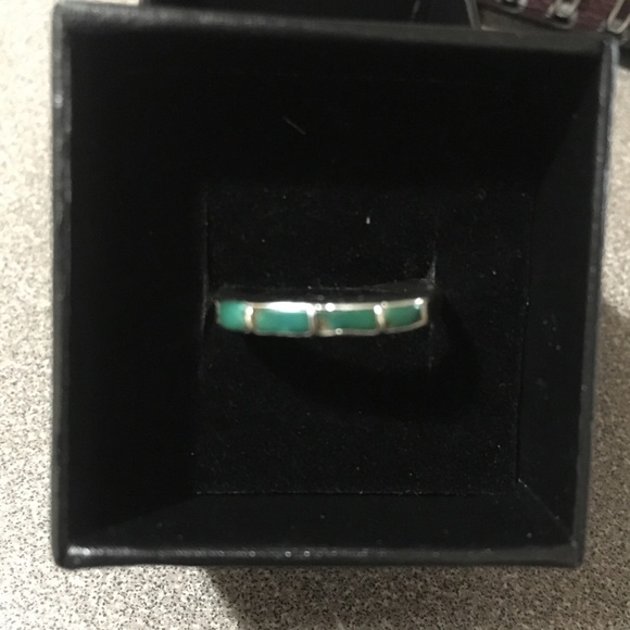 Genuine Navajo turquoise ring - Picture 1 of 3
